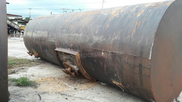 ถังน้ำ มี 5 ใบ  เดิมเป็นถังน้ำมันของบางจาก สเป็กบางจาก  อย่างหนา สภาพดีเยี่ยม  ขนาด ยาว 6.20 เมตร สูง 2 เมตร  บรรจุได้ 22,000 ลิตร
