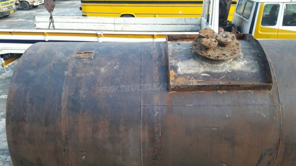 ถังน้ำ มี 5 ใบ  เดิมเป็นถังน้ำมันของบางจาก สเป็กบางจาก  อย่างหนา สภาพดีเยี่ยม  ขนาด ยาว 6.20 เมตร สูง 2 เมตร  บรรจุได้ 22,000 ลิตร