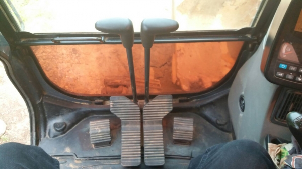 ขาย 1,295,000 KOBELCO sk 200-8 yn 11 ทำงาน 13,000 ชม. เครื่องดี ปั้มแรง เอวแน่น ช่วงล่างเต็ม แต่แผ่นแทรคหัก 20 กว่าแผ่น เอกสารแจ้งจำหน่าย 090-772-3710 090-772-3708 ขาย 1,295,000 KOBELCO sk 200-8 yn 11 ทำงาน 13,000 ชม. เครื่องดี ปั้มแรง เอวแน่น ช่วงล่างเต็ม แต่แผ่นแทรคหัก 20 กว่าแผ่น เอกสารแจ้งจำหน่าย 090-772-3710 090-772-3708