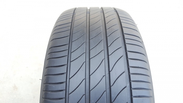 ขายยาง235/55/17 ปี 14 MICHERLIN 3ST 2 เส้น ขายยาง235/55/17 ปี 14 MICHERLIN 3ST 2 เส้น