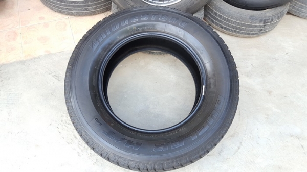 ขายยาง255/65/17 ปี 12 BRIDGESTONE 840 4 เส้น