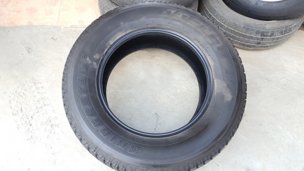ขายยาง255/65/17 ปี 0515 BRIDGESTONE 840  2 เส้น