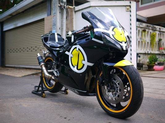 ขาย Honda Cbr400 พร้อมทะเบียนแท้ แฟริ่ง Rc212 รถสวย สีใหม่เพิ่งทำมา เครื่องสดๆ พร้อมท่อสูตรลั่นๆ