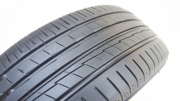 ขายยาง215/55/17 ปี 14 YOKOHAMA BluEurth-1 2 เส้น ขายยาง215/55/17 ปี 14 YOKOHAMA BluEurth-1 2 เส้น