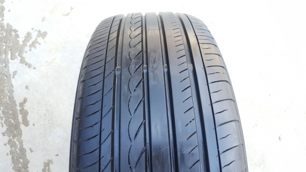 ขายยาง215/55/17 ปี 2115 YOKOHAMA dB 2 เส้น