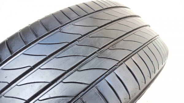 ขายยาง215/60/16 ปี 14 MICHERLIN 3ST 4 เส้น