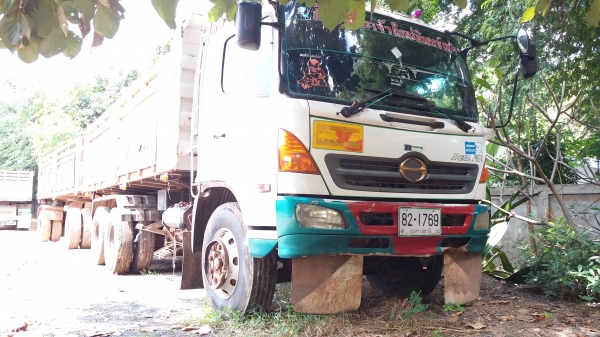 ขาย 1,525,000 Hino Mega. 260 ปี 49 สิบล้อดั้มแม่=ลูก 2คาน  รถสวยพร้อมใช้เอกสารพร้อมโอน รถอยู่ จ.อุบลราชธานี  090-772-3710 090-772-3708