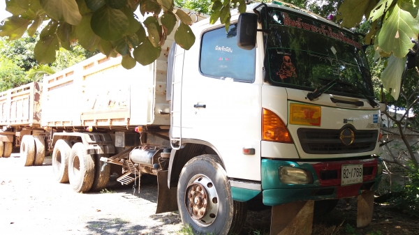 ขาย 1,525,000 Hino Mega. 260 ปี 49 สิบล้อดั้มแม่=ลูก 2คาน รถสวยพร้อมใช้เอกสารพร้อมโอน รถอยู่ จ.อุบลราชธานี 090-772-3710 090-772-3708 ขาย 1,525,000 Hino Mega. 260 ปี 49 สิบล้อดั้มแม่=ลูก 2คาน รถสวยพร้อมใช้เอกสารพร้อมโอน รถอยู่ จ.อุบลราชธานี 090-772-3710 090-772-3708