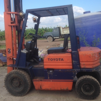 forklift Toyota FDL20 forklift Toyota FDL20