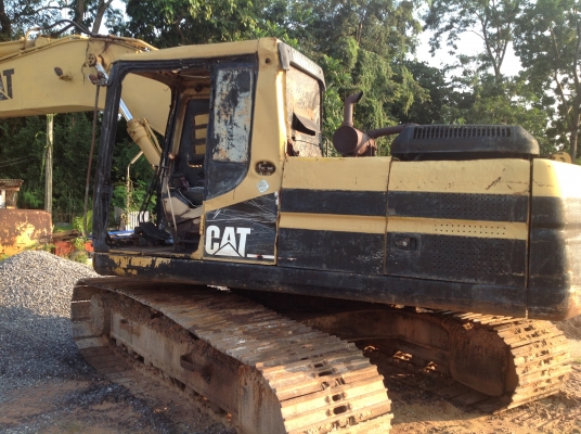 รถแบคโคcat 320 v1