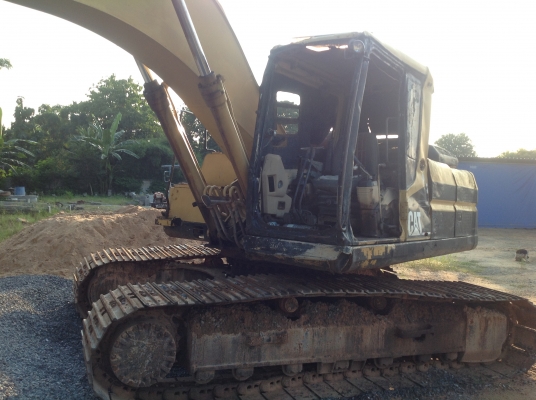 รถแบคโคcat 320 v1 รถแบคโคcat 320 v1