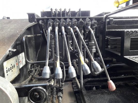 ขายรถเครน TADANO TG-160-M1 ปี.1988 เล่มทะเบียน สะภาพเ ก่านอกจากญี่ปุ่น 90\% ระบบสมบูรณ์ อุปกรณ์ครบ ร