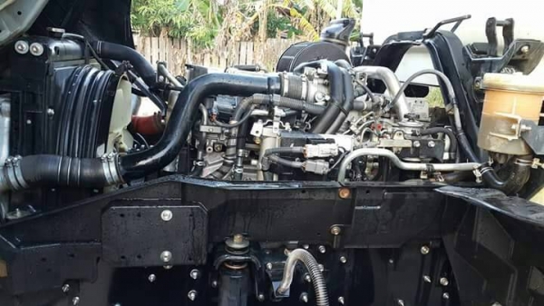 ขายสิบล้อแม่เดี่ยว Isuzu เครื่อง 300 แรง ปี 54 กระบะดัมพ์สามมิตร มีระบบลากพ่วง ทะเบียนพร้อม ขายสิบล้อแม่เดี่ยว Isuzu เครื่อง 300 แรง ปี 54 กระบะดัมพ์สามมิตร มีระบบลากพ่วง ทะเบียนพร้อม