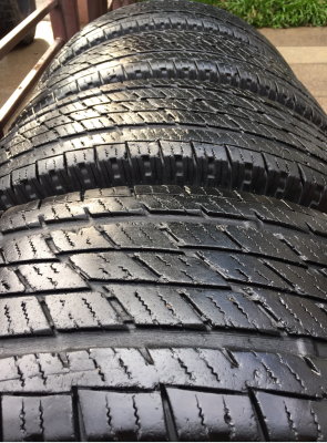 ยาง Toyo 265 70 16 กลางปี14 พร้อมใช้งาน ราคาไม่แพง