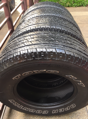 ยาง Toyo 265 70 16 กลางปี14 พร้อมใช้งาน ราคาไม่แพง