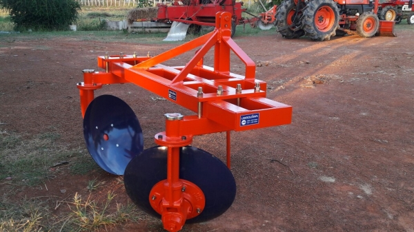 ขายผานยกร่องใส่รถไถรุ่นM