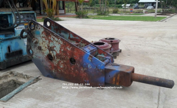 SALE**ลดกระหน่ำ!!หัวกระแทก BREAKER-NON***สำหรับรถขุดไซค์ 200 /สลัก 80 มิล/ สินค้าเก่านอก ขายตามสภาพ ราคา 55,000 บาท สนใจติดต่อ 0818833166