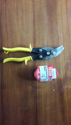 ขายกรรไกรตัดแผ่นเหล็ก  Made in Usa.ใหม่เก่าเก็บ