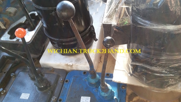 ขายแล้วฝาเกียร์รถไถฟอร์ดNH6640 ฝาแท้เก่านอกสภาพสวยมาก ปลายเกียร์สวยเต็ม