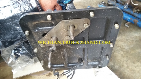 ขายแล้วฝาเกียร์รถไถฟอร์ดNH6640 ฝาแท้เก่านอกสภาพสวยมาก ปลายเกียร์สวยเต็ม