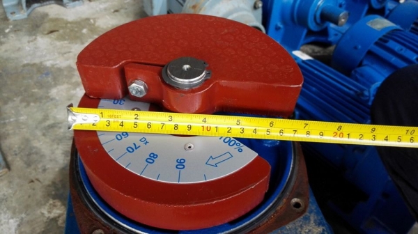 ** SOLD ** มอเตอร์สั่นเขย่าอิตาลี่ VISAM Made in ITALY ขนาด 1.5 HP 380V สภาพสวยเดิมๆพร้อมใช้มาเทสได้