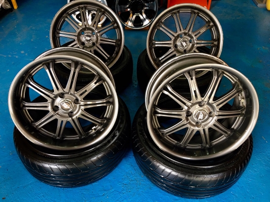 ล้อแม็กซ์ขอบ 17" พร้อมยาง 215/45 R17 งามๆครับ สภาพดีสวยมากๆ คุ้มค่ามากๆ เฉลี่ยแม็กซ์พร้อมยาง 2,000/ล้อ