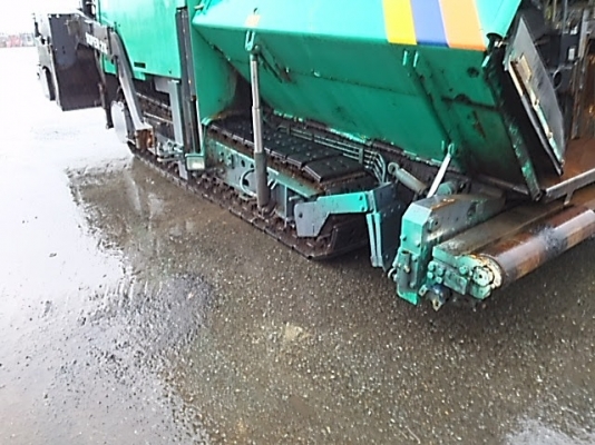 Vogele SUPER 2100 ปูได้ 9 เมตรพร้อมชุดต่อ นำเข้าจากญี่ปุ่น สภาพดีมาก ๆ ครับ