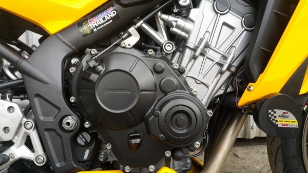 CB650F 2015 รถสวยพร้อมใช้ มีประกันถัยชั้น1 ราคาต่อรองได้ครับ CB650F 2015 รถสวยพร้อมใช้ มีประกันถัยชั้น1 ราคาต่อรองได้ครับ