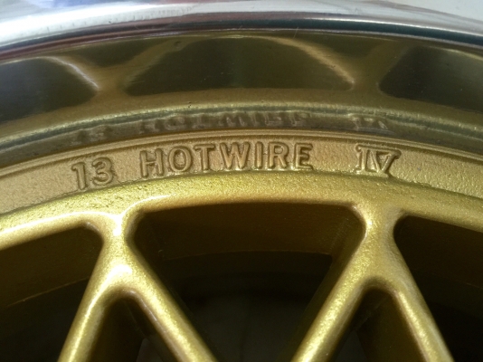 ขายล้อแม็กซ์ HOTWIRE 4 ขอบ 13 นิ้ว 4 รู 110 กว้าง 6 นิ้ว PCD 13
