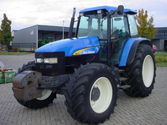 ขายเวทถ่วงหน้ารถไถฟอร์ดตรงรุ่นNew Holland TS TM  1ชุด10แผ่น พร้อมหูลากและรางเวท และน๊อตจับยึดครบ