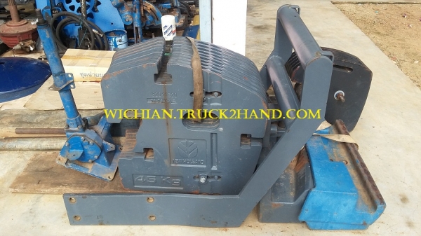 ขายเวทถ่วงหน้ารถไถฟอร์ดตรงรุ่นNew Holland TS TM  1ชุด10แผ่น พร้อมหูลากและรางเวท และน๊อตจับยึดครบ