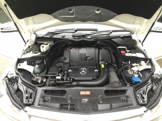 2011 MERCEDES-BENZ C180 AMG รถสวย ภายในใหม่มาก น่าใช้สุดๆ ซื้อไปคุ้มสุดๆ