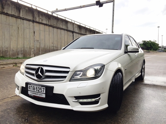 2011 MERCEDES-BENZ C180 AMG รถสวย ภายในใหม่มาก น่าใช้สุดๆ ซื้อไปคุ้มสุดๆ
