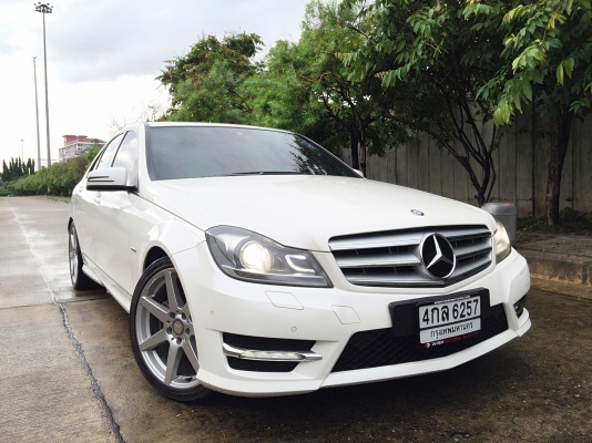 2011 MERCEDES-BENZ C180 AMG รถสวย ภายในใหม่มาก น่าใช้สุดๆ ซื้อไปคุ้มสุดๆ