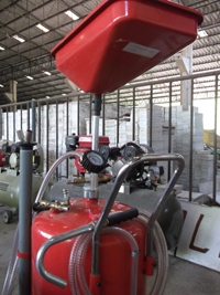 ขาย อุปกรณ์ ถังดูด ถ่ายน้ำมันเครื่อง รถยนต์ (ลำปาง) ขาย อุปกรณ์ ถังดูด ถ่ายน้ำมันเครื่อง รถยนต์ (ลำปาง)