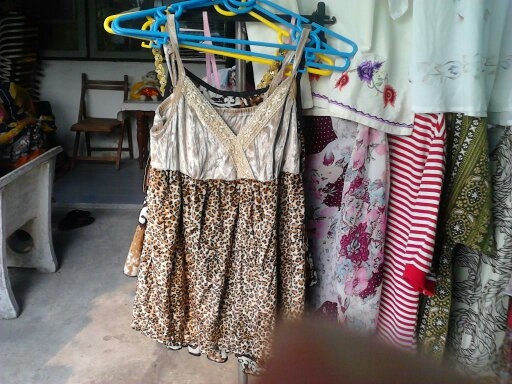 ขาย เสื้อผ้า ใหม่ ราคาไม่แพง เลิกกิจการ ราคาเริ่มต้น ที่ 89 บาท