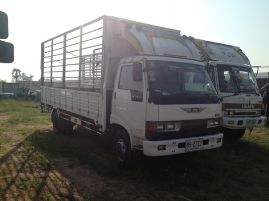 ขายด่วนไม่แพงแน่นอน HINO FC กระบะคาร์โก้คอกสูงกระบะยาว 5.30 เมตรสูง 2.20 เมตรพร้อมทะเบียนรถห้างเดิมๆ