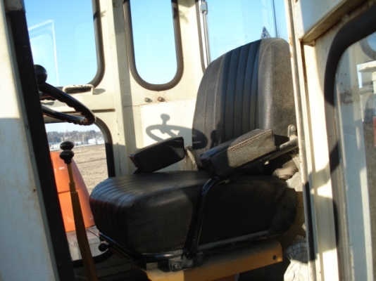 ขายรถตัก Komatsu 510 นำเข้าจากญี่ปุ่น 100\% เครื่องดี เอวแน่น  สนใจติดต่อสอบถามค่ะที่เบอร์ 087-3310254  เจี๊ยบค่ะ