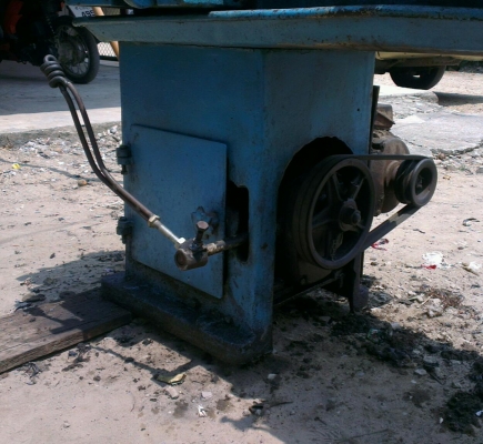 จัดไปเลยครับถูกๆ ขายแท่นกลึงใต้หวัน ราคาถูก 4 ฟุต 2 เพลา เดินฟิต/ออโต้ กลึงเกลียวได้ พร้อมใช้งาน นครปฐม