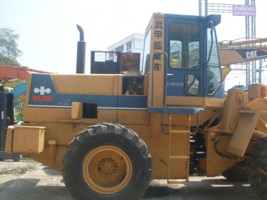 ขายรถตัก komatsu WA 300