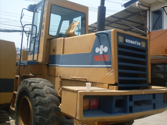ขายรถตัก komatsu WA 300