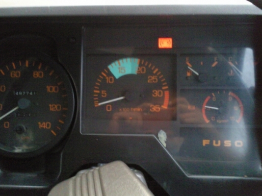 มัดจำไว้แล้วคับ fuso 6D16-195 แรง ma เพลาเดียว