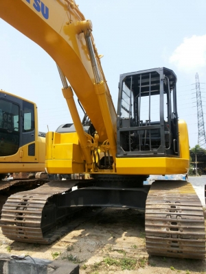 Komatsu PC228US-3