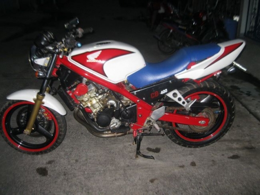 ขาย cb1  400cc. ทะเบียนแท้ไม่ขาดต่อโอนขนส่ง