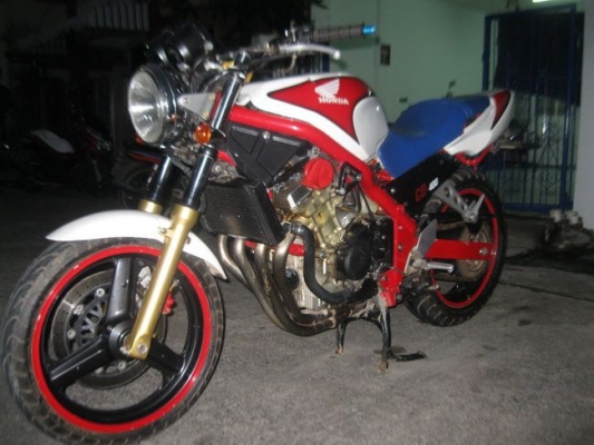 ขาย cb1  400cc. ทะเบียนแท้ไม่ขาดต่อโอนขนส่ง