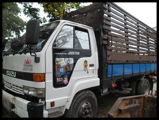 6 ล้อ KS 22 เครื่อง 110 แรง สภาพสวยๆ