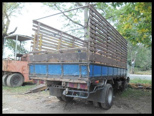 6 ล้อ KS 22 เครื่อง 110 แรง สภาพสวยๆ