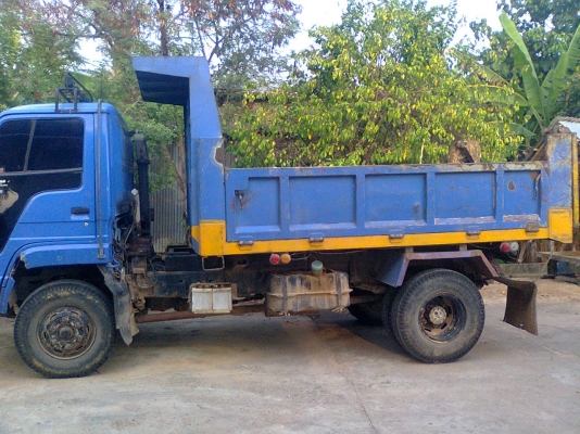 ขายรถดั้มหกล้ออีซูสุ 175แรง NRR12L