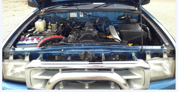 ขายรถกระบะ4ประตู FORD RANGER เครื่อง2500 เกียร์โฟปกติ ช่วงล่างไม่ผุ เครื่องเดิมๆ พ.พาวเวอร์ ปี2000