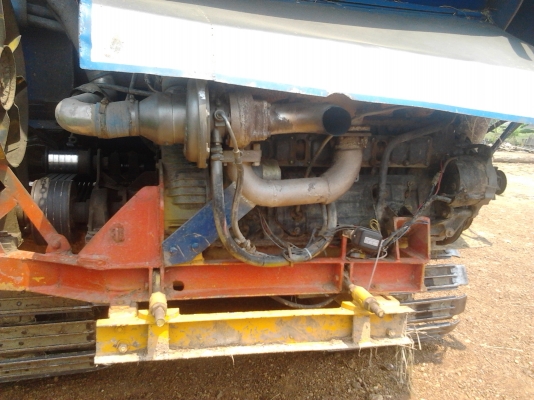 ขายด่วน.... รถเกี่ยวข้าวพร้อมรถลากเทลเลอร์ ขายด่วน.... รถเกี่ยวข้าวพร้อมรถลากเทลเลอร์